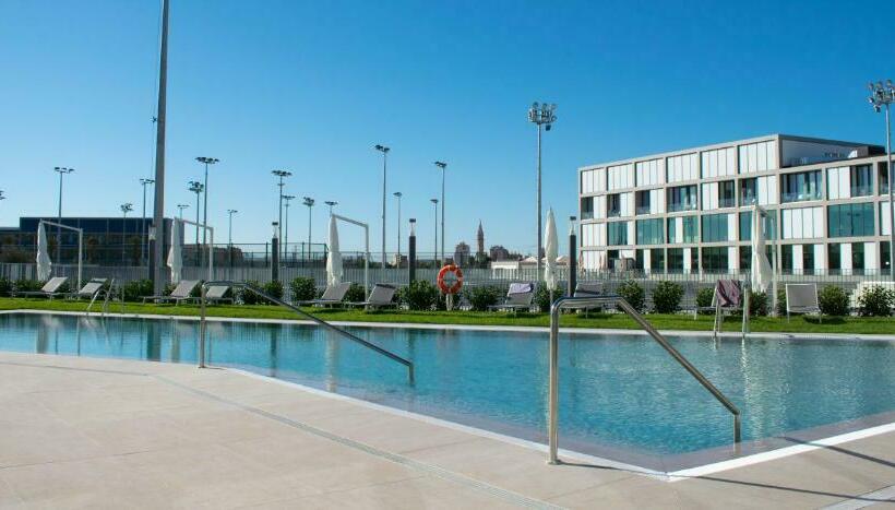 Номер Стандарт, Rafa Nadal Residence