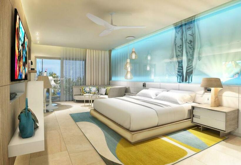 Club Room King Bed, Breathless Montego Bay
