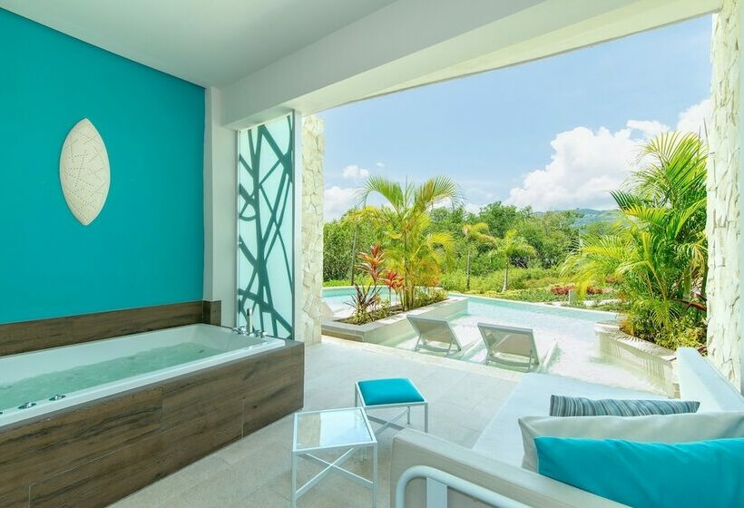 سوییت جونیور کلاب, Breathless Montego Bay