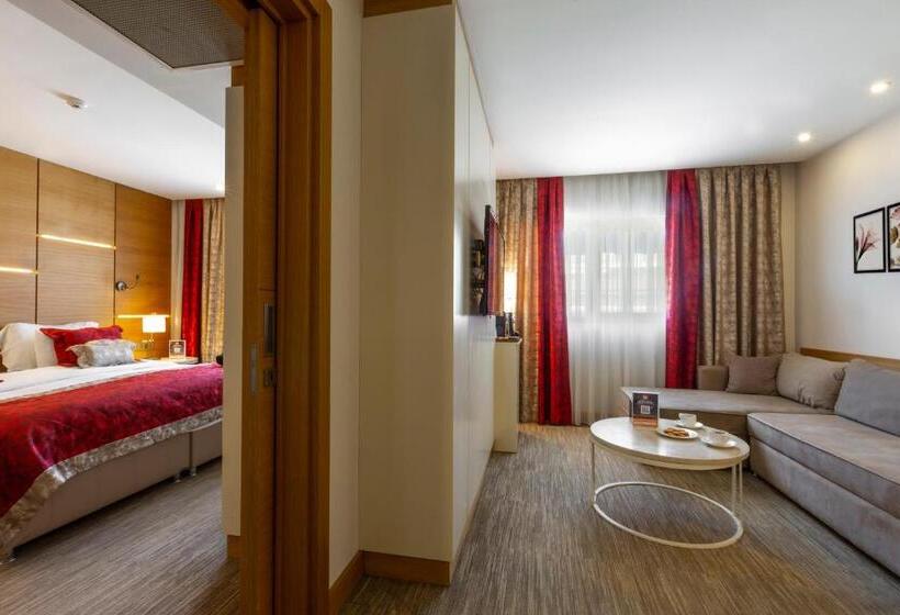 Deluxe Suite Sea View, Kuhla
