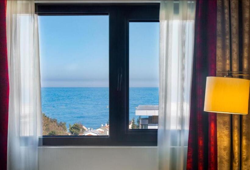 Deluxe Suite Sea View, Kuhla