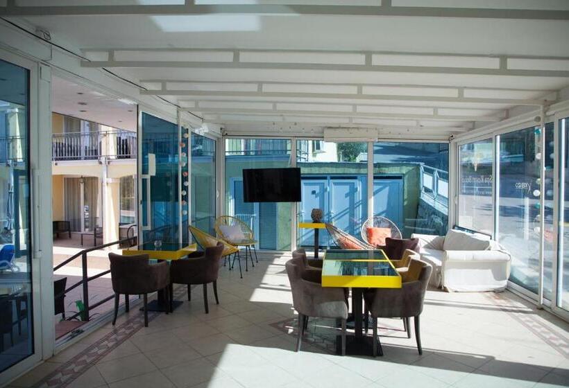 آپارتمان 2 خوابه, Spa Resort Bečići