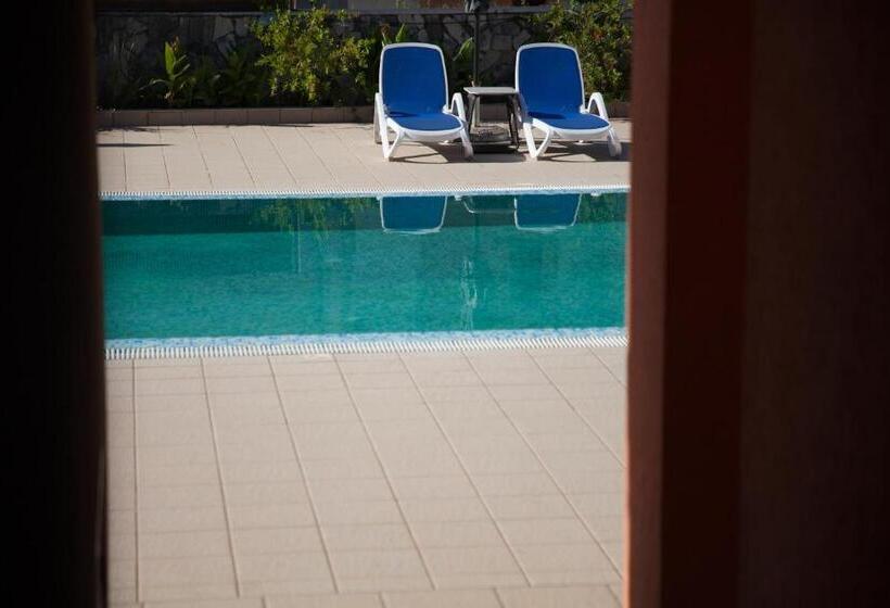 آپارتمان 2 خوابه, Spa Resort Bečići