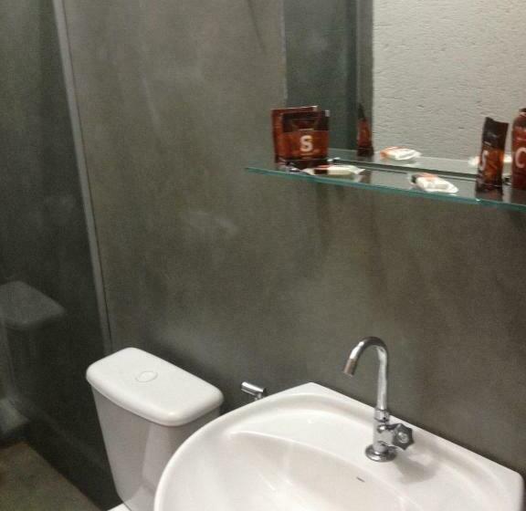 标准单人间, Pousada Nuporanga