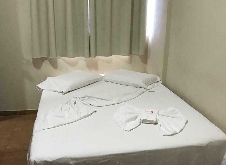 Трехместный Номер Deluxe, Qualyleste