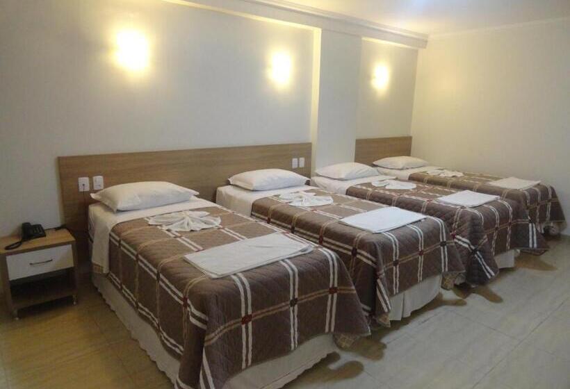 Habitació Quàdruple Deluxe, Di Napoli Plaza