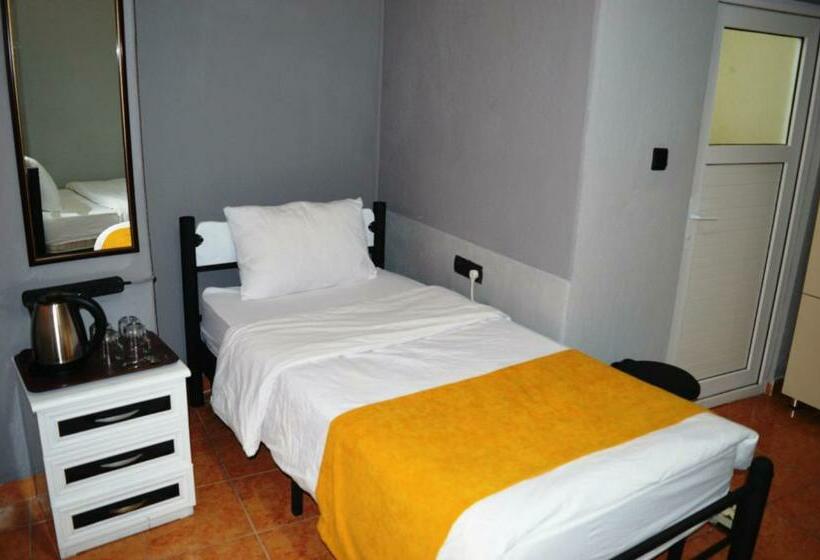 Кровать в Общей Комнате, Hostel Terra Vista