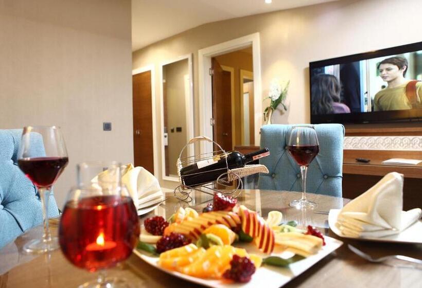 اتاق استاندارد سه نفره, Sivas Revag Otel