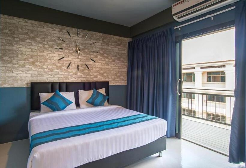 标准间, Amity Poshtel