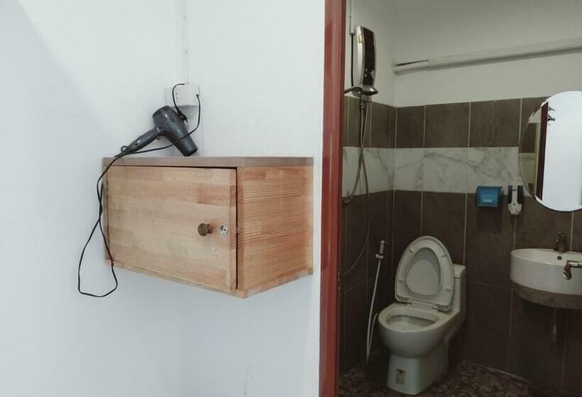 スタンダードルーム, Pink Easy Homes Koh Phangan