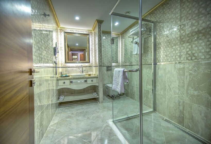 اتاق لوکس با چشم‌انداز دریا, Babillon Hotel Spa & Restaurant