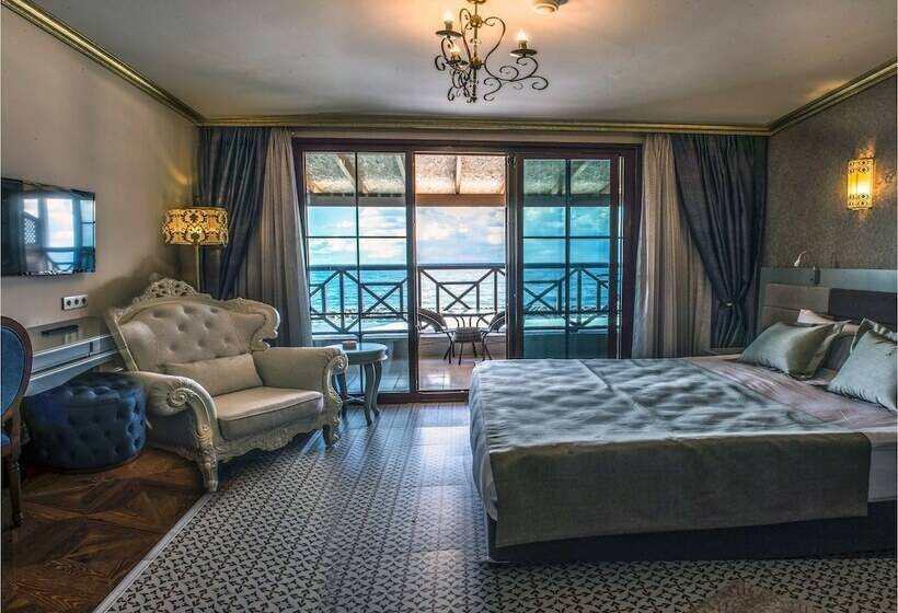 اتاق لوکس با چشم‌انداز دریا, Babillon Hotel Spa & Restaurant
