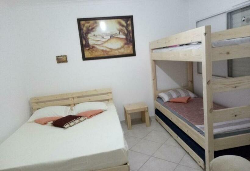 침실 2개 아파트, Zimmer Dora