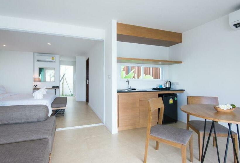 Люкс Вид на Бассейн, Seanery Beach Resort