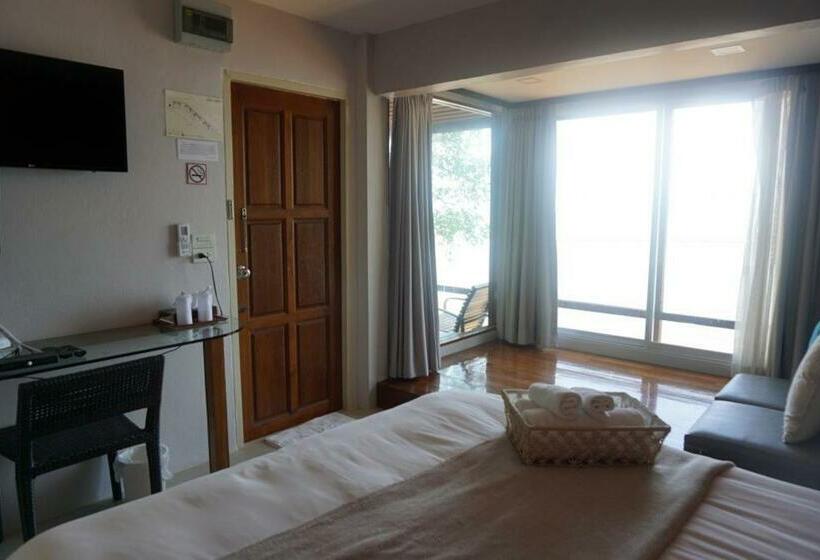 اتاق استاندارد با چشم‌انداز دریا, Seashell Village Resort
