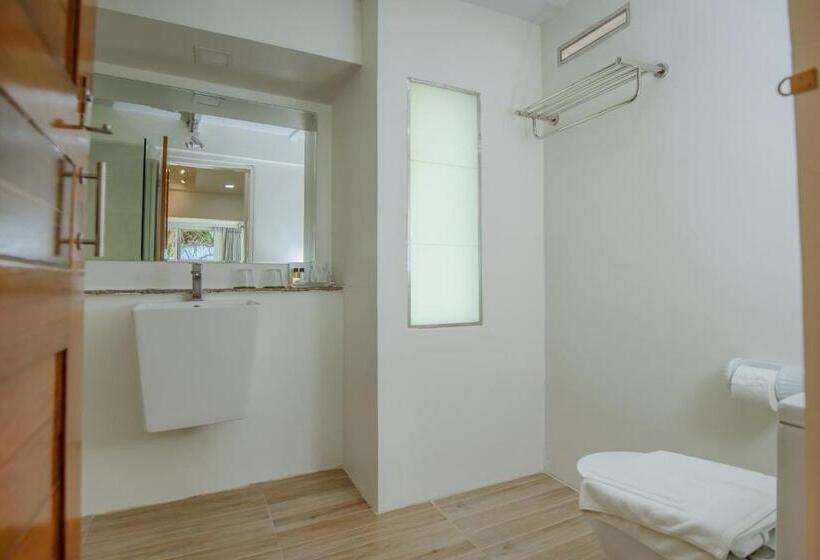 اتاق استاندارد با چشم‌انداز دریا, Seashell Village Resort