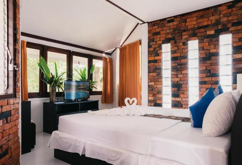 Люкс Вид на Море, Adang Island Resort