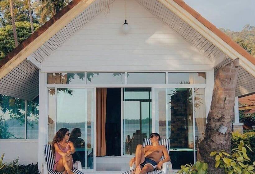Вилла 1 Спальня Вид на Море, Adang Island Resort