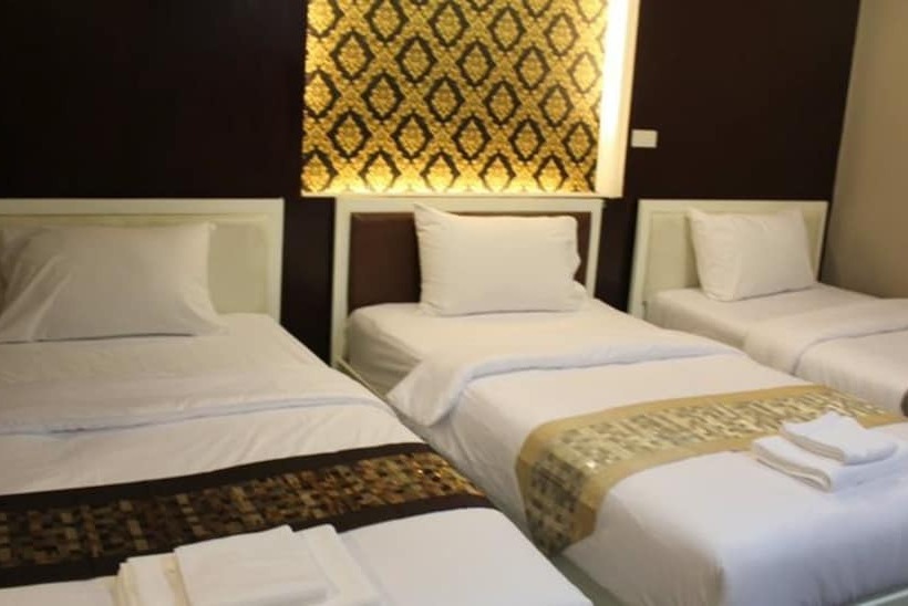 اتاق استاندارد سه نفره, S30