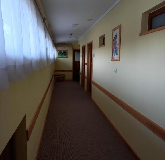 غرفة أساسية, Garni Hotel Lupus