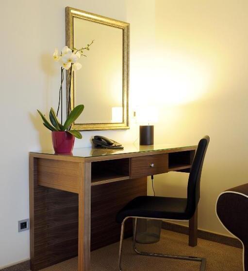 اتاق سوپریور, 1000 Ruza