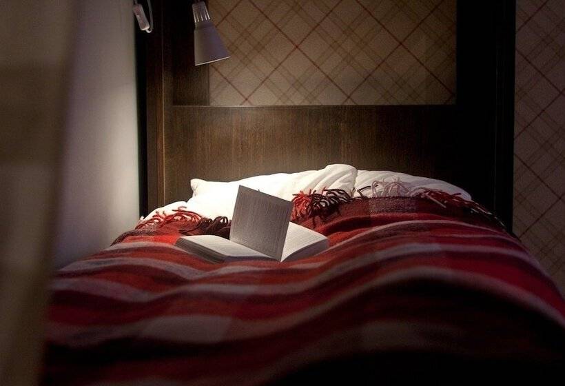 공동 객실, Smile Hostel