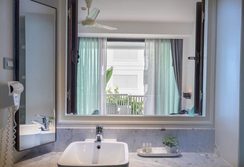 バルコニー付きデラックスルーム, Loligo Resort Hua Hin