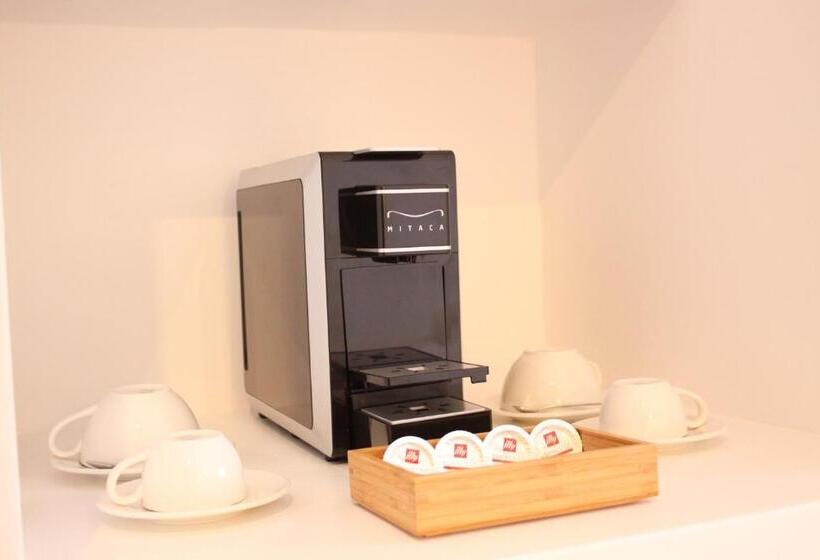 주니어 스위트, Bluetopia Suites