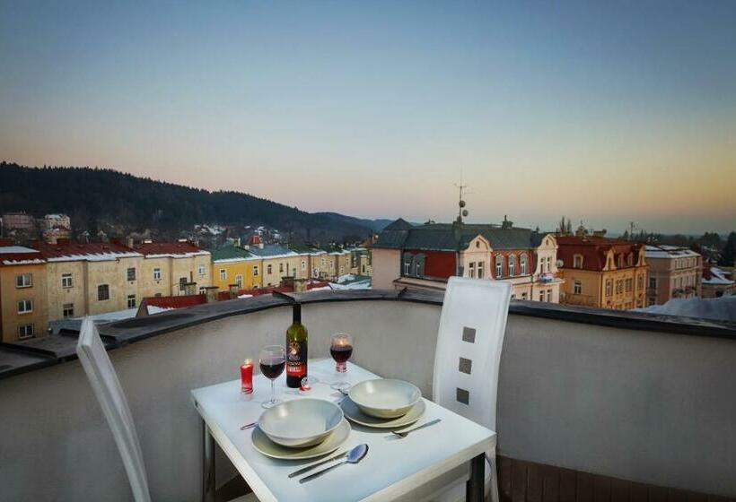 Апартаменты 1 Спальня с Балконом, Hostel Foster