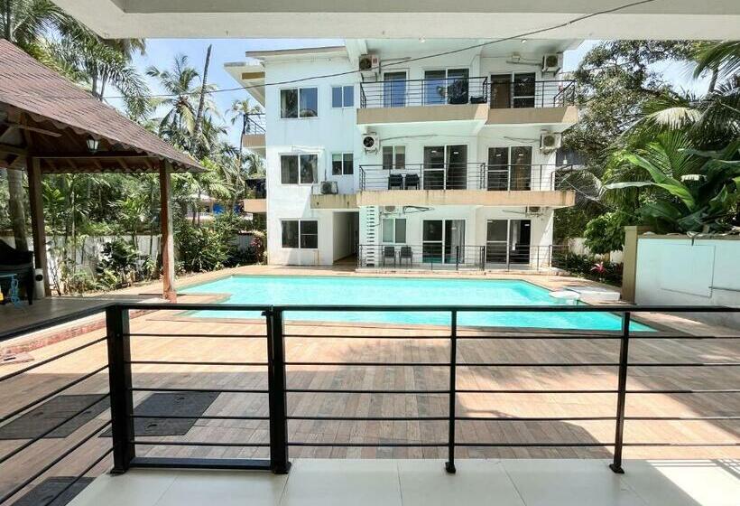带1个卧室带泳池的公寓, Rainforest Enclave, Arpora   10 Mins To Baga Beach