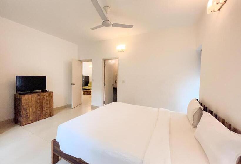 带1个卧室带泳池的公寓, Rainforest Enclave, Arpora   10 Mins To Baga Beach
