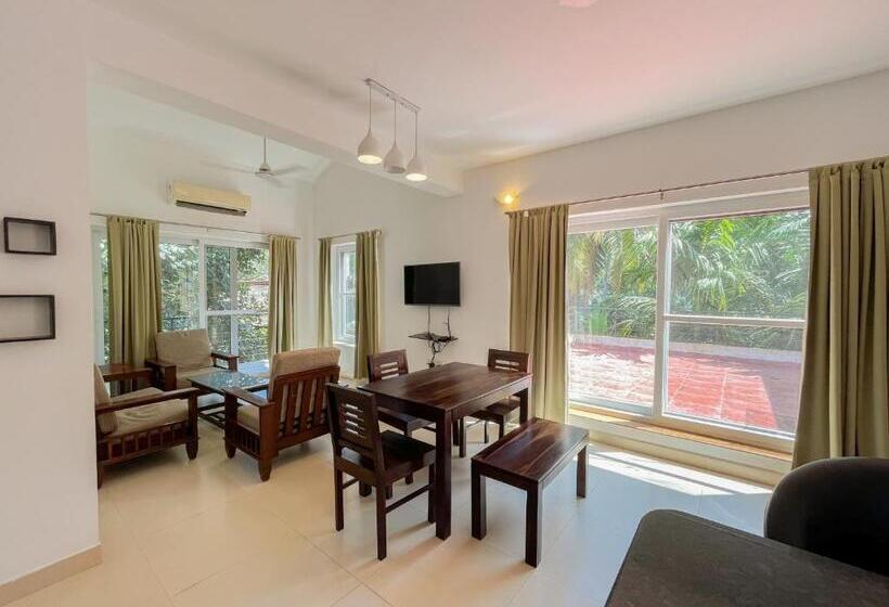 带露台两卧公寓, Rainforest Enclave, Arpora   10 Mins To Baga Beach