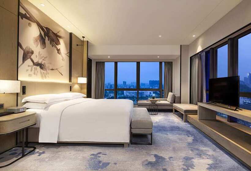 스위트 킹사이즈 침대, Doubletree By Hilton Hotel Shenzhen Longhua