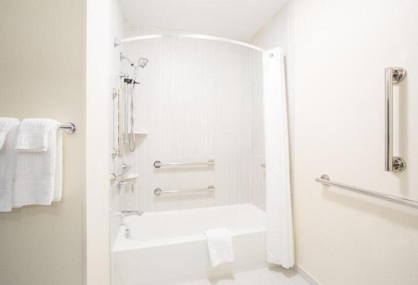 Люкс Адаптированный для Инвалидов, Candlewood Suites Longmont   Boulder Area, An Ihg