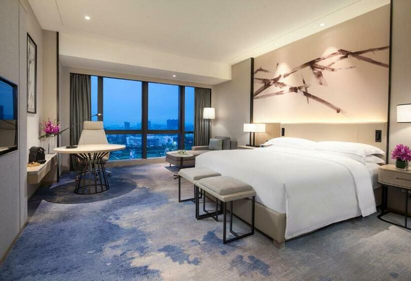 이그제큐티브 룸 킹사이즈 침대, Doubletree By Hilton Hotel Shenzhen Longhua