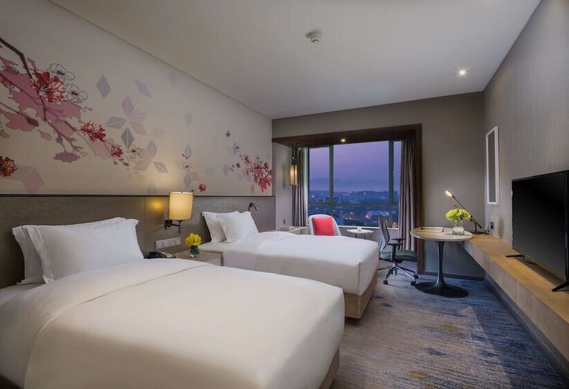 Номер Стандарт, Hilton Garden Inn Zhongshan Guzhen