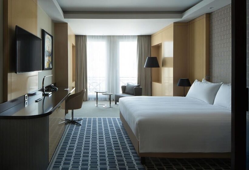 سوییت جونیور, Skopje Marriott