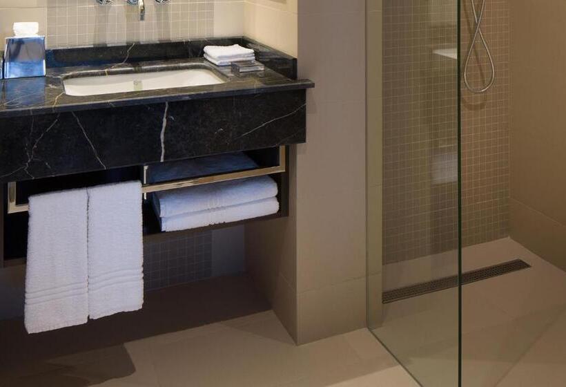 اتاق لوکس, Skopje Marriott