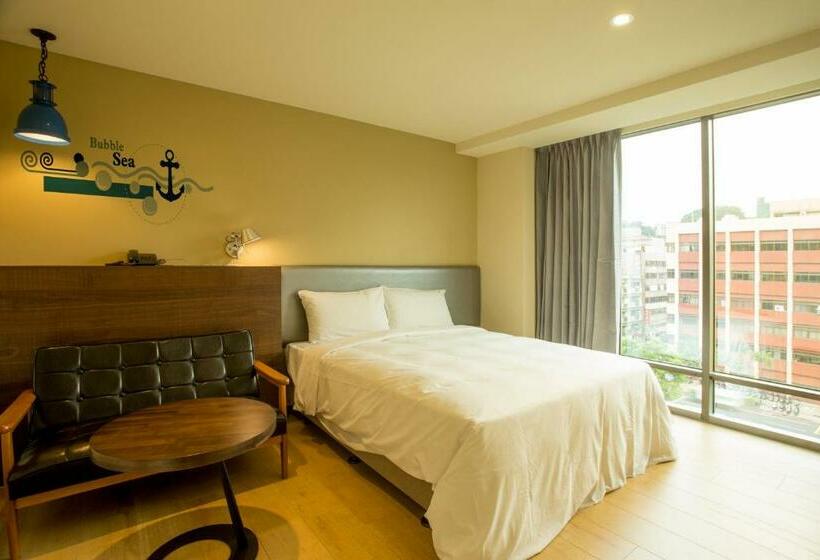 اتاق استاندارد, Just Live Inn  Keelung