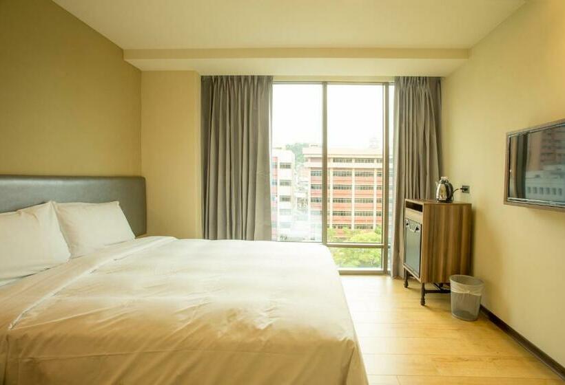 اتاق استاندارد, Just Live Inn  Keelung