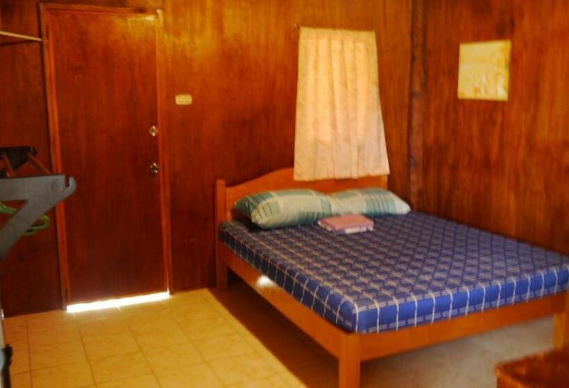 Номер Стандарт, Moalboal T Breeze Coastal Resort