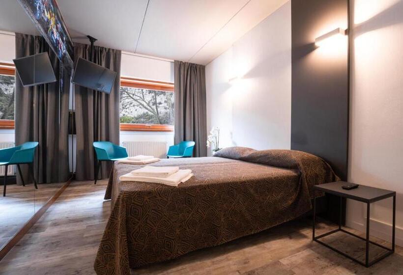 اتاق سوپریور, Ciclamino