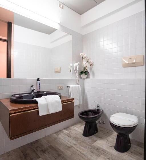 اتاق سوپریور, Ciclamino