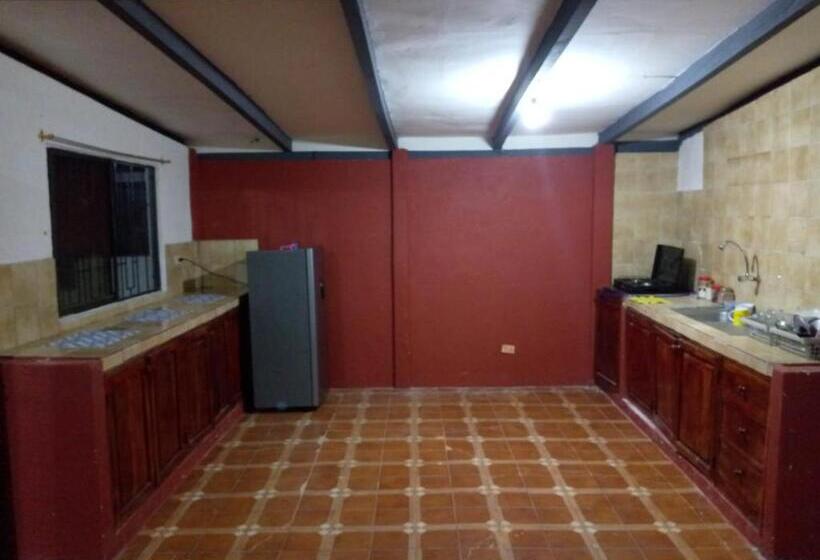 Дом 3 Спальни, Casa Montemar Hotel San Vicente