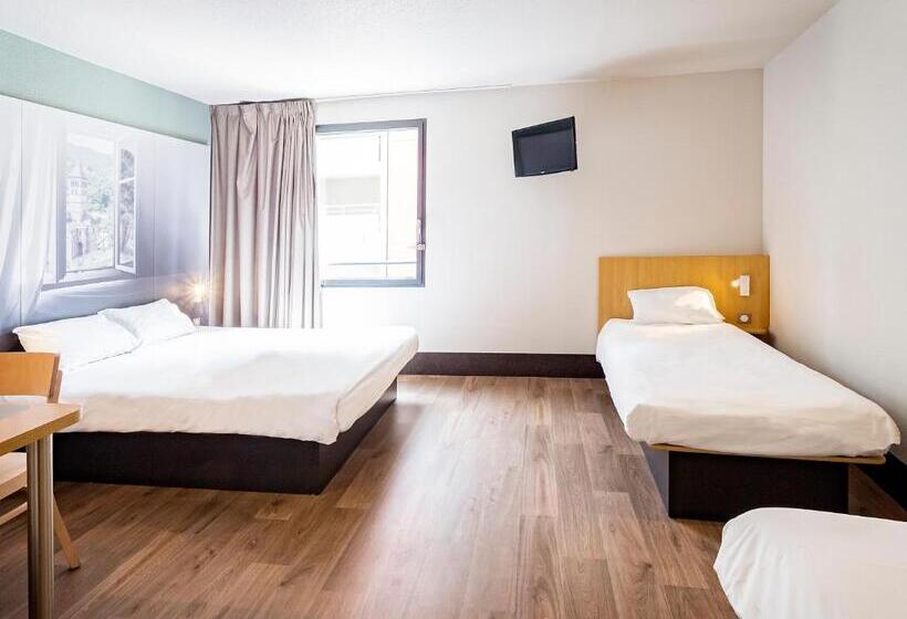 חדר סטנדרט לארבעה, B&b Hotel Arras