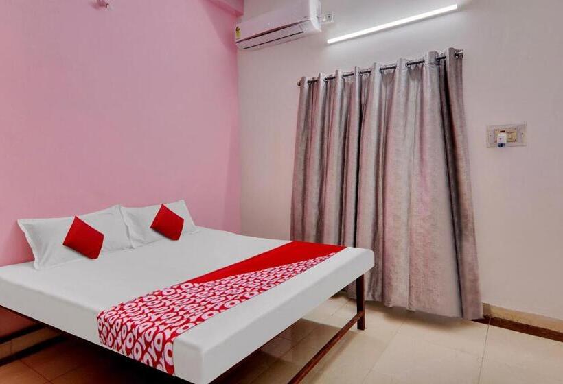 Трехместный Номер Классика, Oyo Flagship Hotel Classic Inn