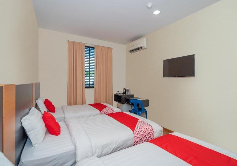 اتاق استاندارد چهار تخته, Paper Plane Hostel