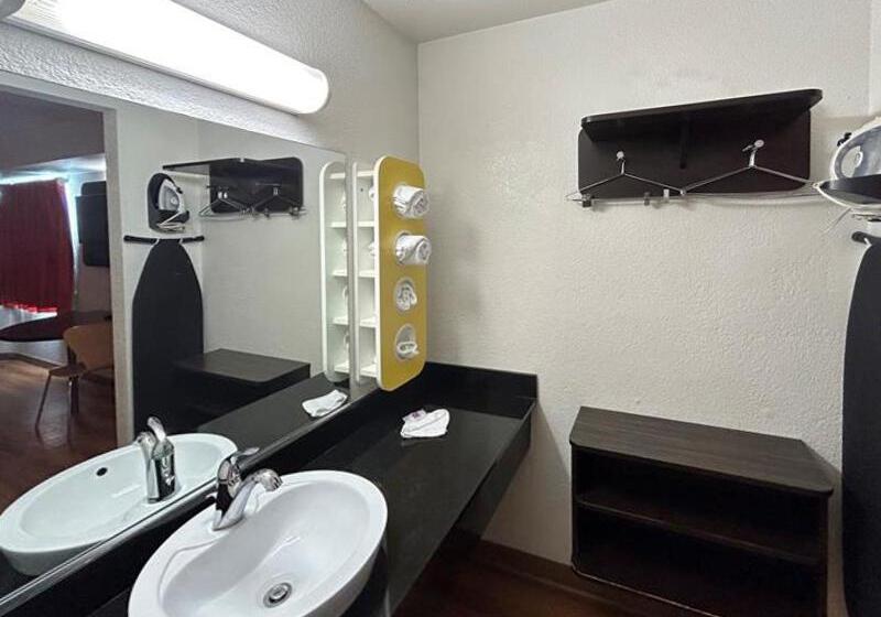 디럭스 룸, Studio 6 Suites   Riverside, Ca South