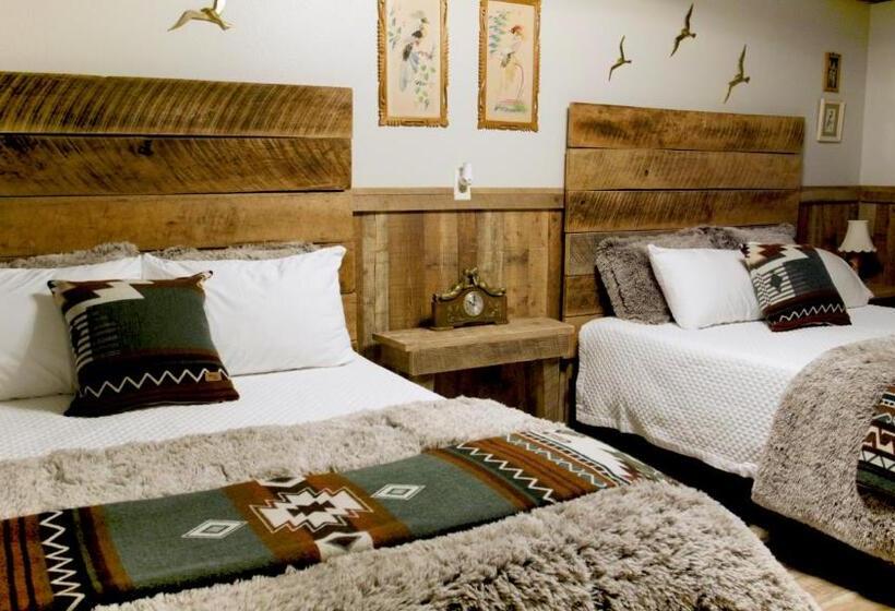 Номер Стандарт, Arthur Murray S Motel