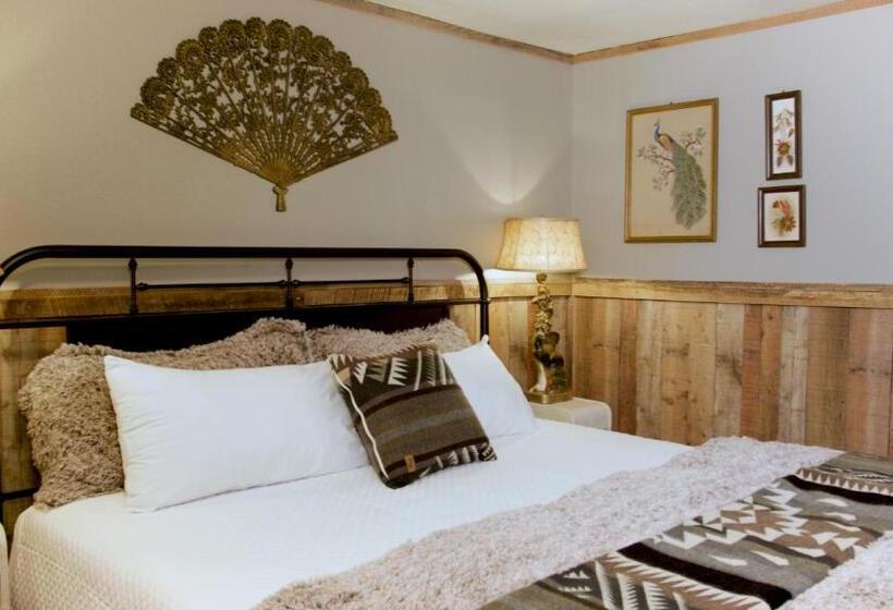 Стандартный Номер Кровать Кинг, Arthur Murray S Motel